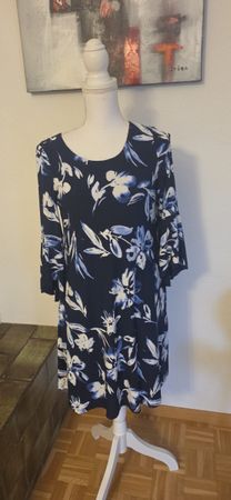 Kleid Lauren Ralph Lauren Grösse 36 geblümt guter Zustand