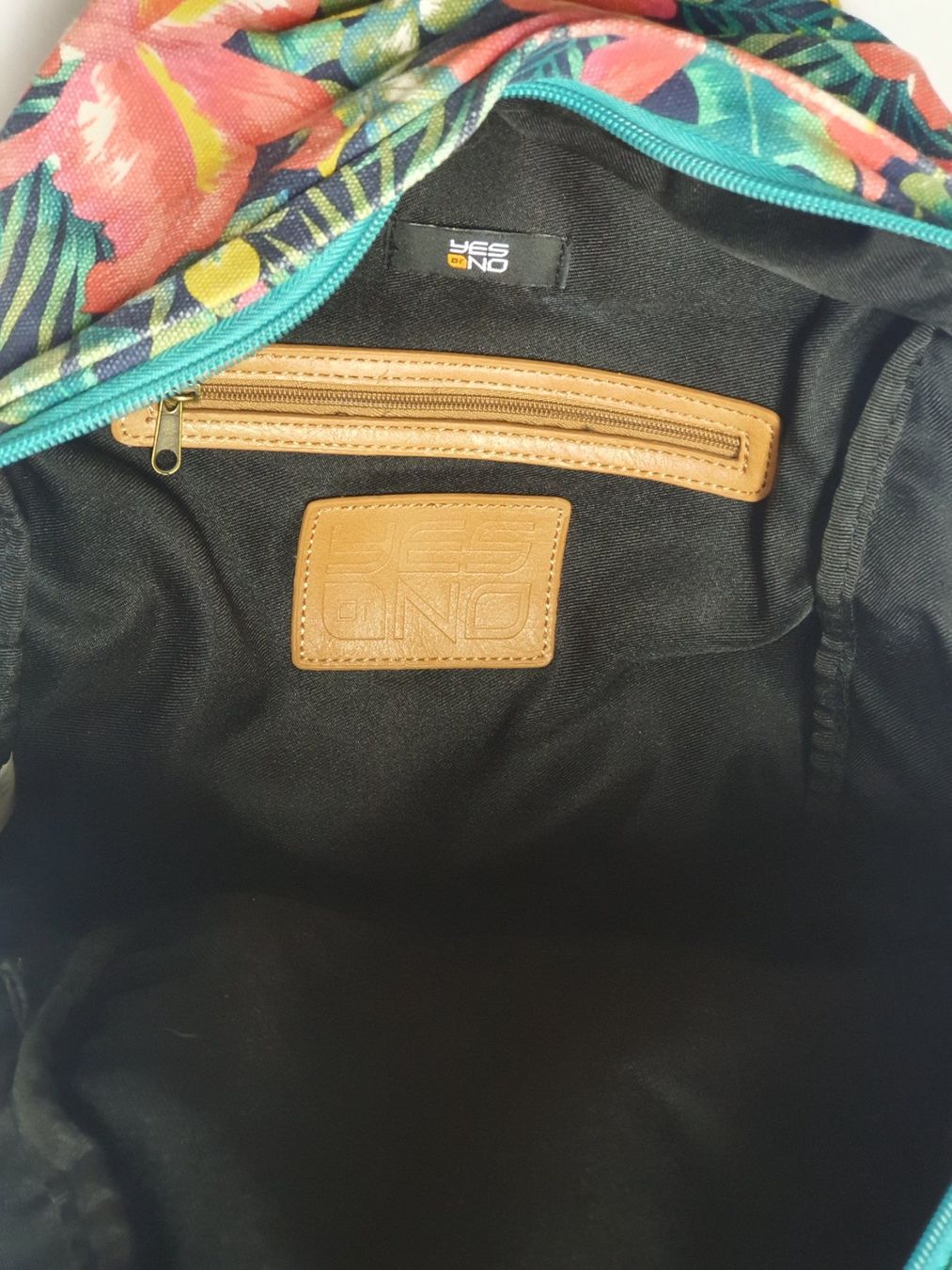 Rucksäcke: Hawaii Blumen Rucksack / Yes or No / #WT18 – Gebraucht aus Oberdorf BL von BaldenEagle 4