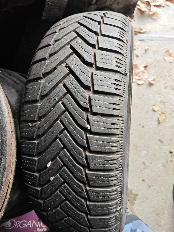 Pneumatici & Ruote complete: Pneu neige Michelin 185/65 R15  – Usato da Venthône venduto da toopil