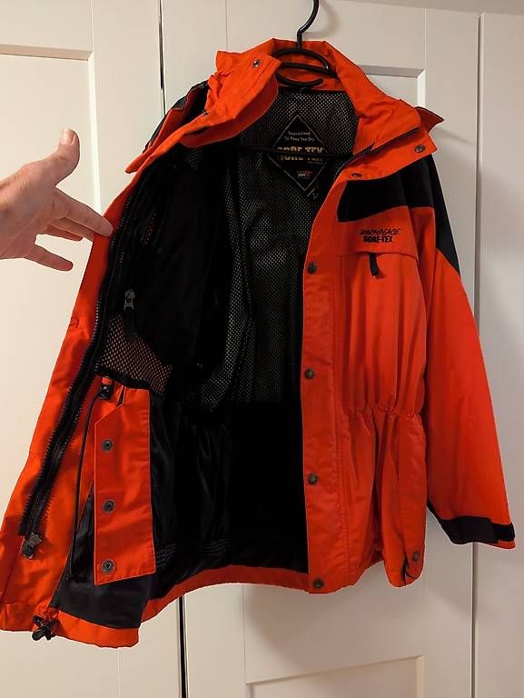Jacken: Gore-Tex Jacke – Gebraucht aus Bern von 4Deals 3