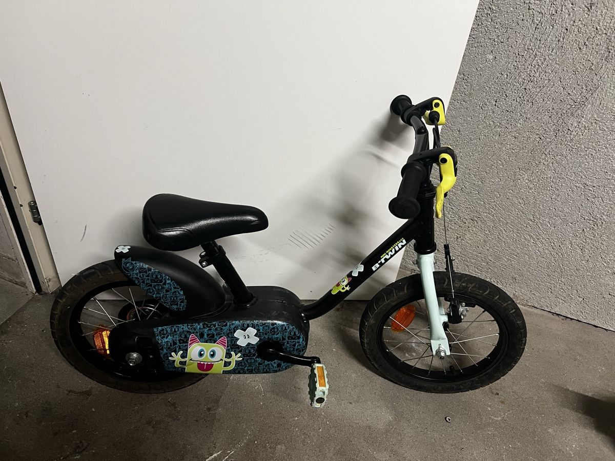 Decathlon Biciclette: Kindervelo 12 Decathlon  – Usato da Bülach venduto da alex_raul