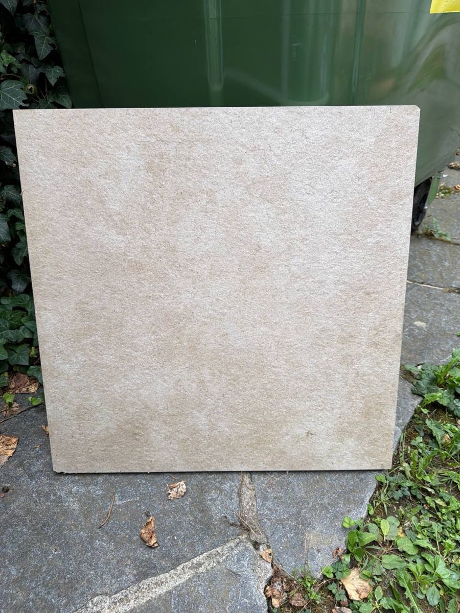 Revêtements de sol: Steinplatten 60x60 cm – Neuf (Voir description) à Basel par buyitbyisa