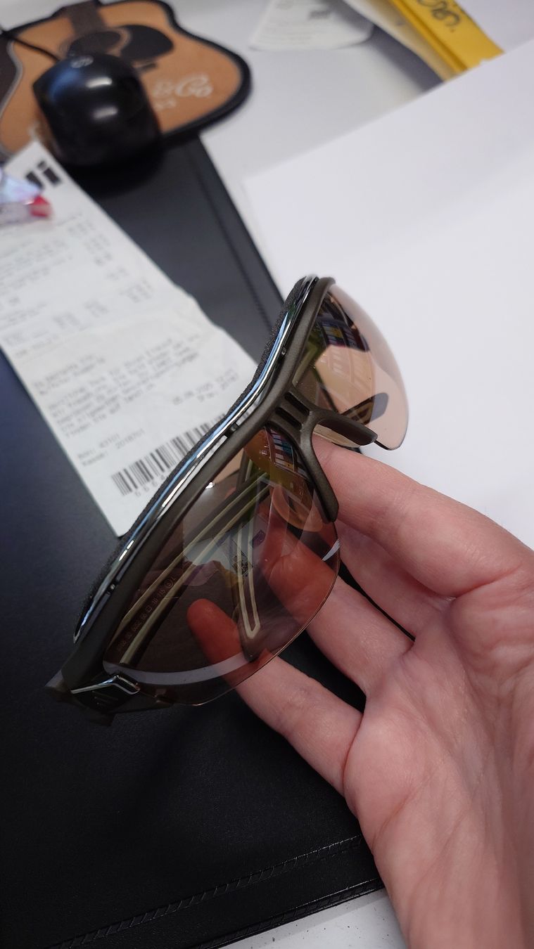 Adidas Brillen & Gläser: Adidas Sonnenbrille Evil Eye Unisex – Gebraucht aus Steffisburg von marinzki