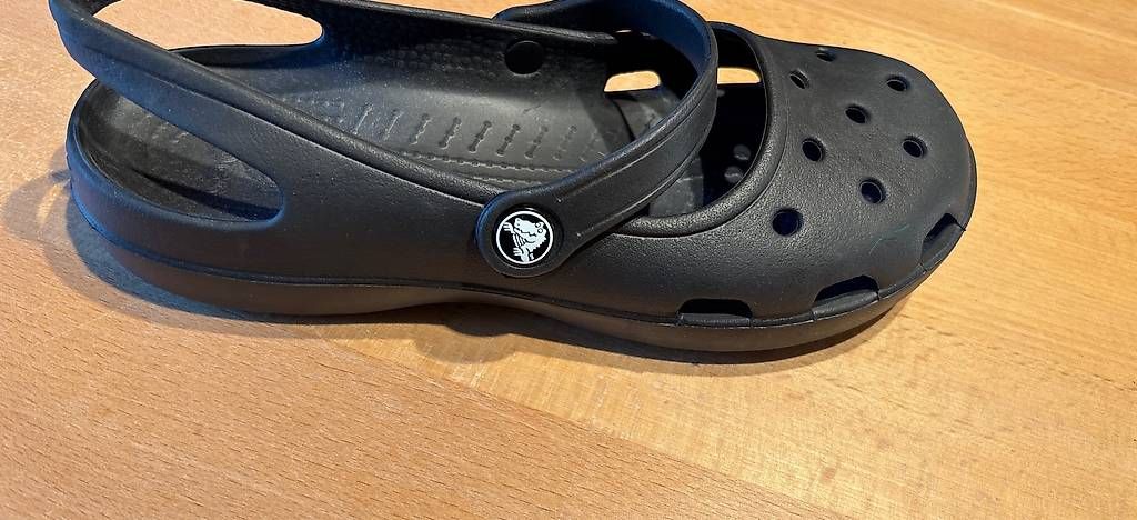 Chaussures hommes: Crocs  – D'occasion à Chur par Tamaro1 2