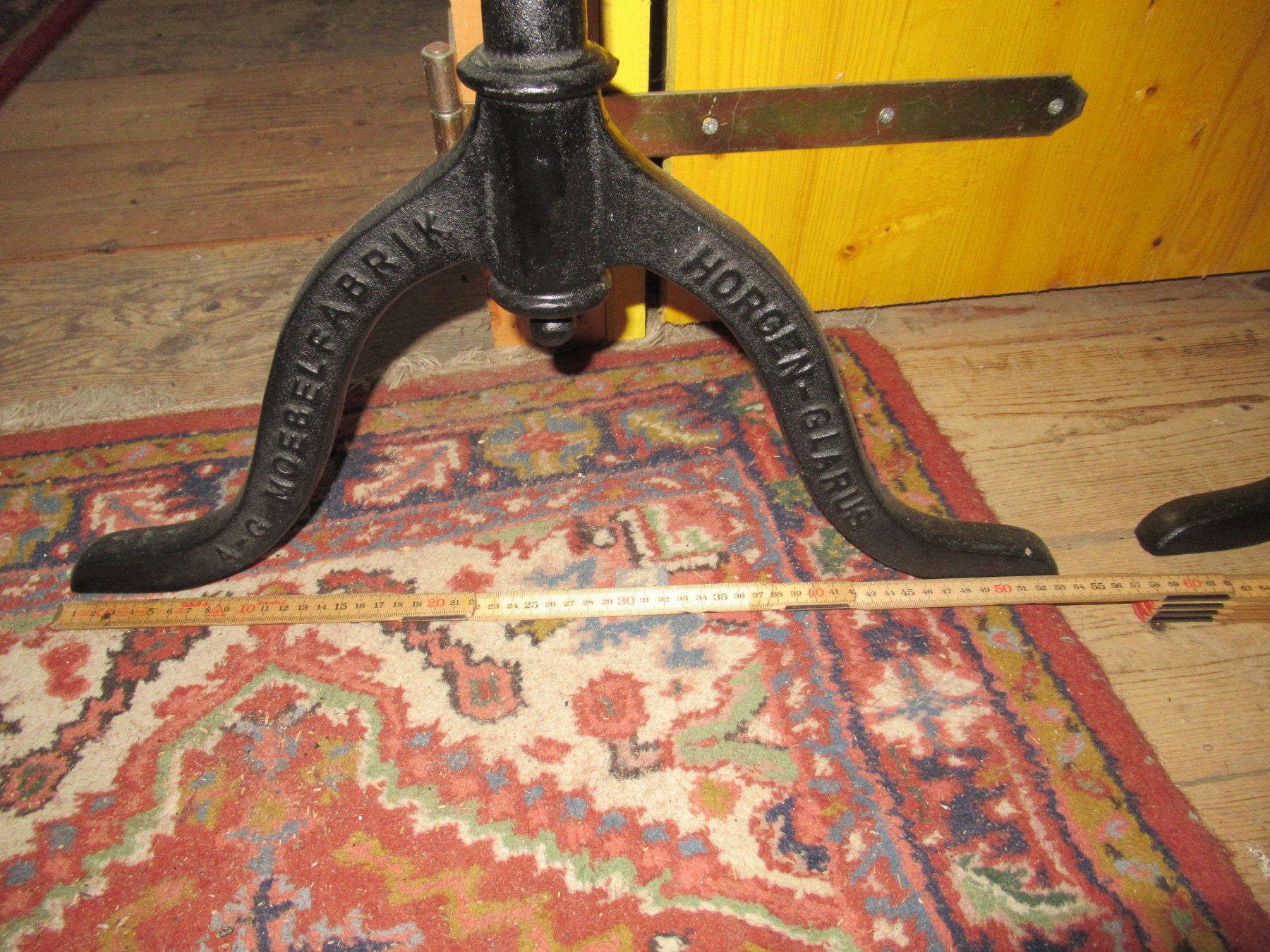 Altri mobili d'antiquariato: Ein paar Gussfüsse – Nuovo (secondo la descrizione) da Berg SG venduto da Pizza58 1