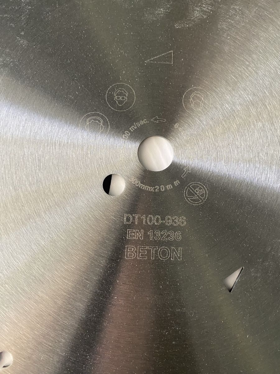 Tous les outils: 2 disques a bétons  – Neuf avec emballage d'origine à Reconvilier par kek2732 6