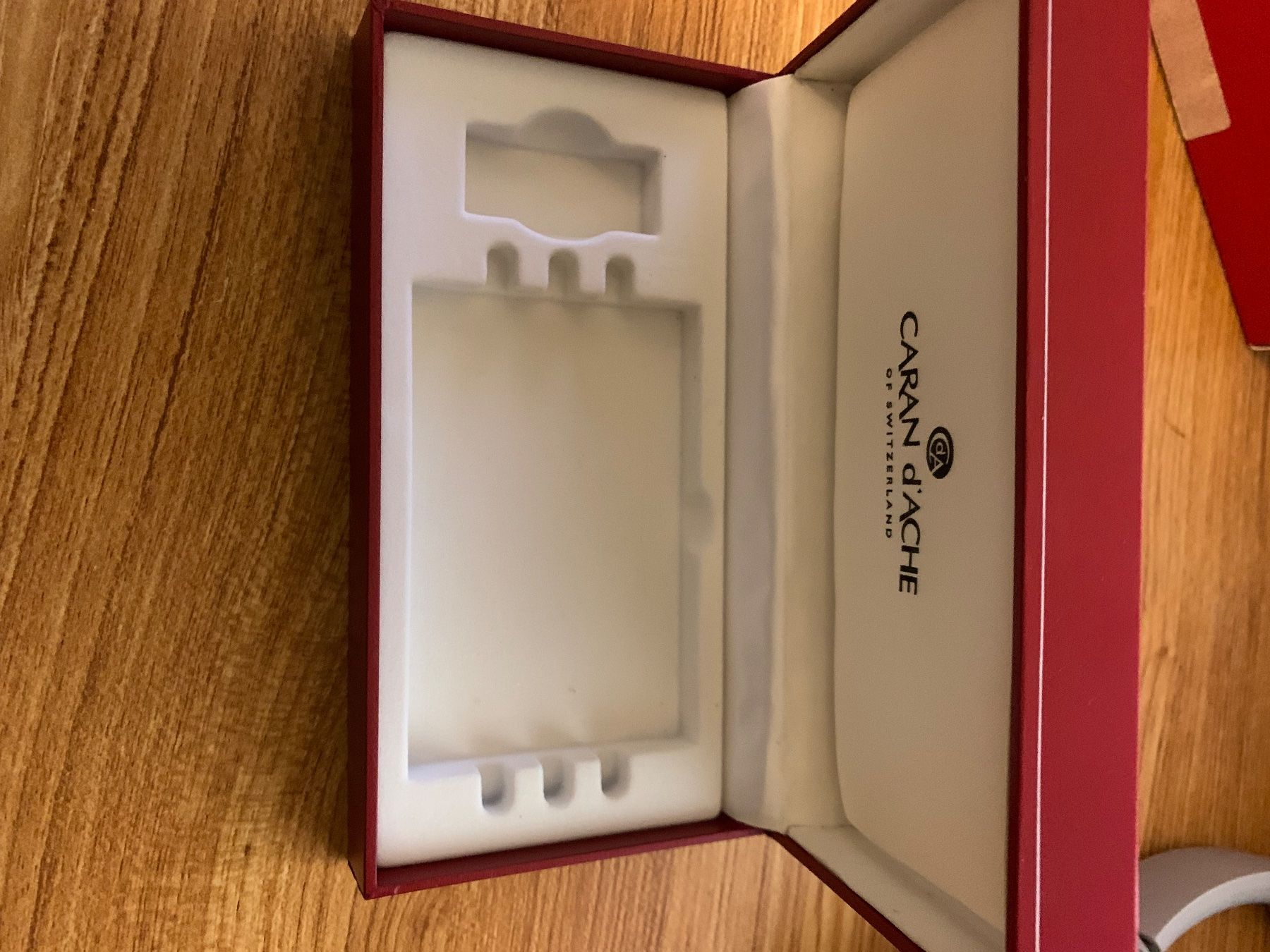 Caran D'Ache Altro in Scrittura & Disegno: Caran d'Ache Schatulle Etui – Nuovo (secondo la descrizione) da Gebenstorf venduto da RetroFuture 3