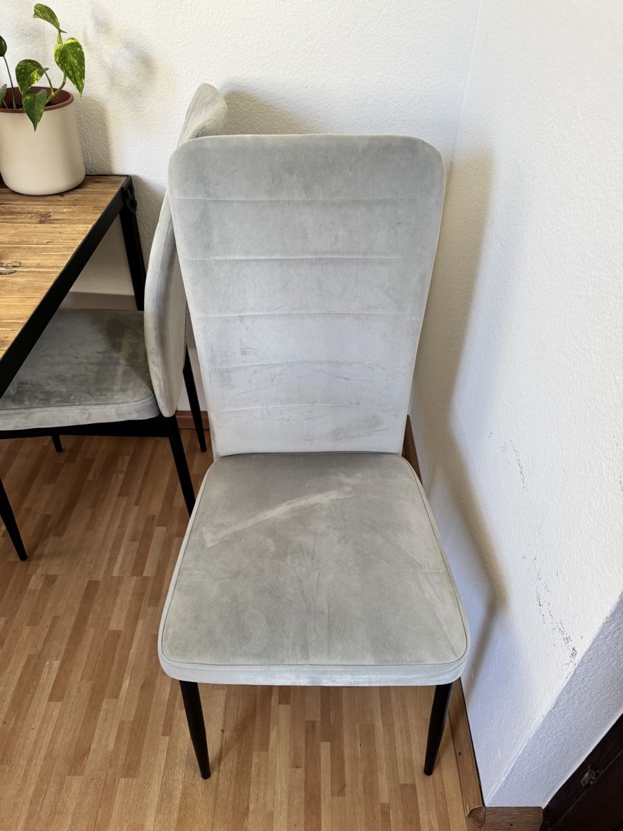 Stühle: Vier graue Stühle – Gebraucht aus Basel von mau_qhz2