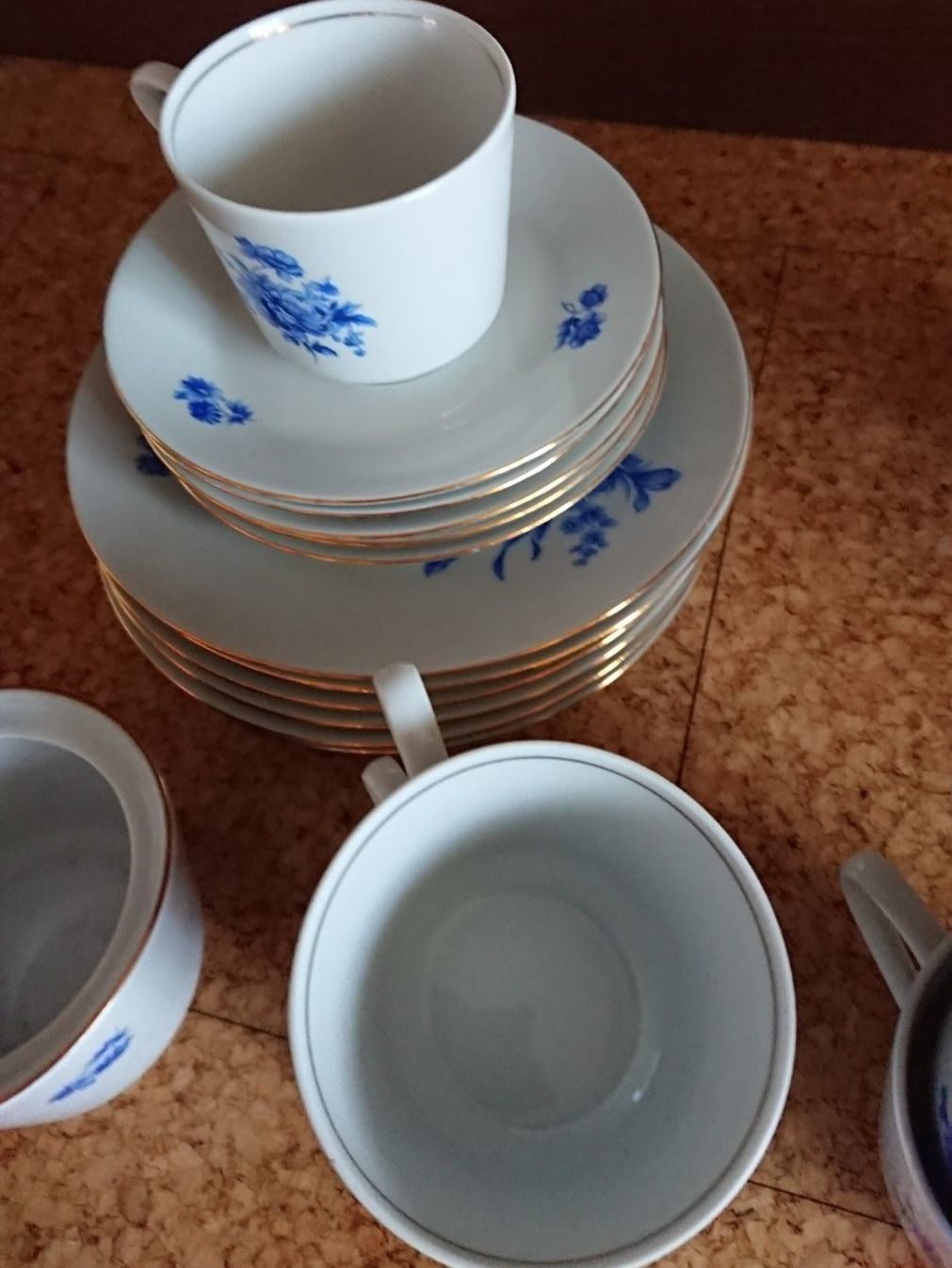 Set di piatti: KAFFEE SET WEISS BLAU – Usato da Biel/Bienne venduto da dasi3 2
