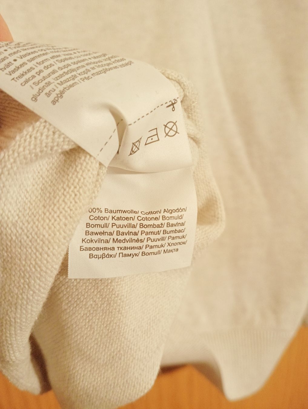 S.Oliver Maglioni & Felpe: S.Oliver V-Neck Pullover, Beige, Gr. M, 100% Baumwolle – Usato da Allschwil venduto da Evgeniia78 5
