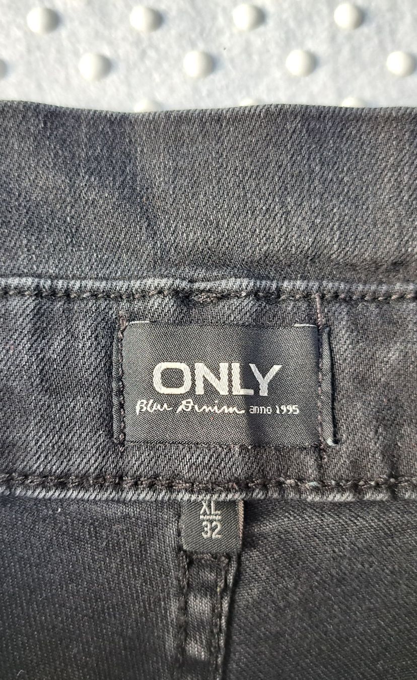 Only Pantaloni: Schicke ONLY Jeans,  Schwarz, Grösse 32/29 – Nuovo (secondo la descrizione) da Gysenstein venduto da joshuas81 5