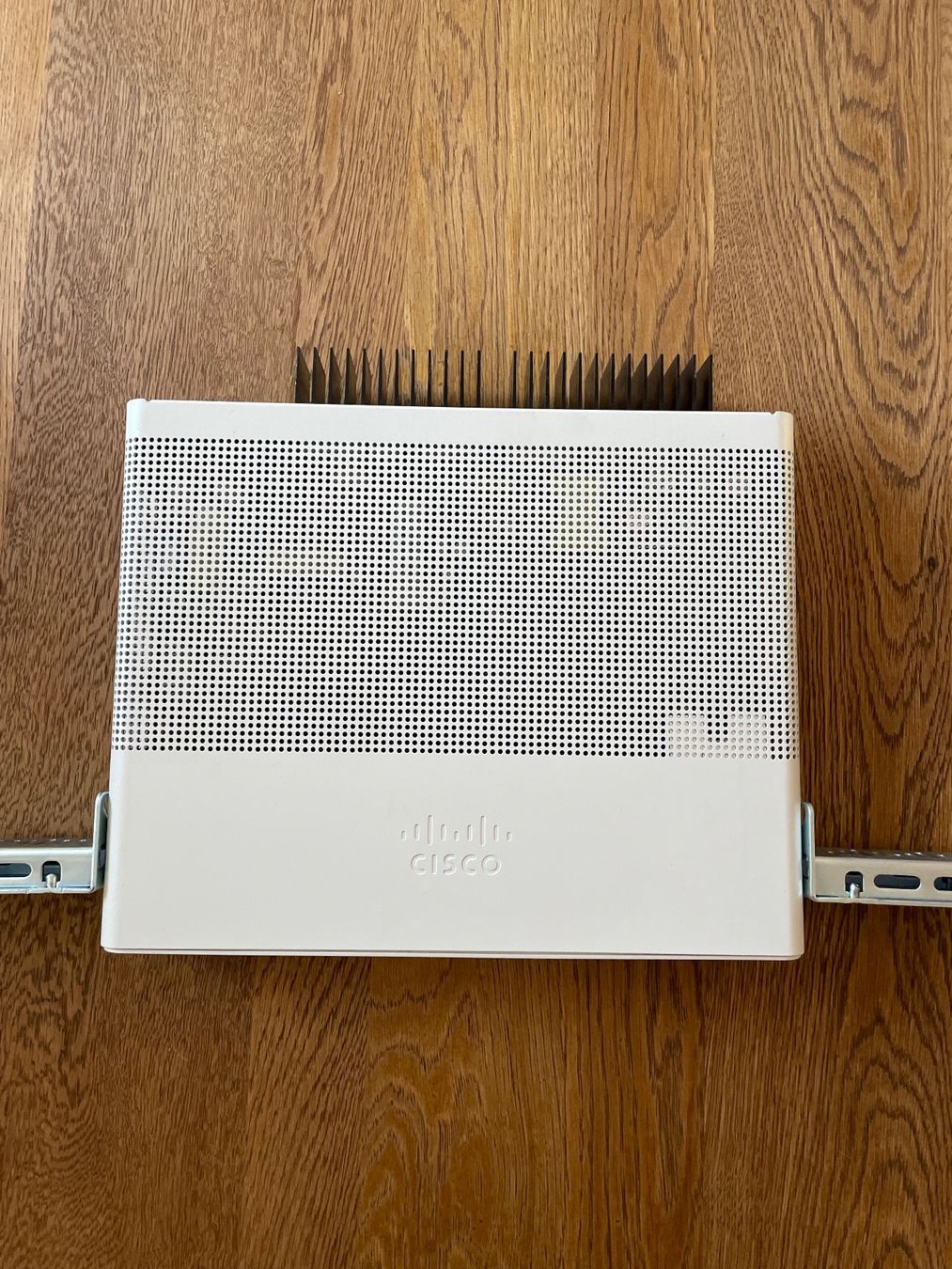 Cisco Hubs & Switches: Cisco Catalyst Catalyst 2960C-8PC-L PoE Netzwerk-Switch – Gebraucht aus Bülach von tiagodcc 1