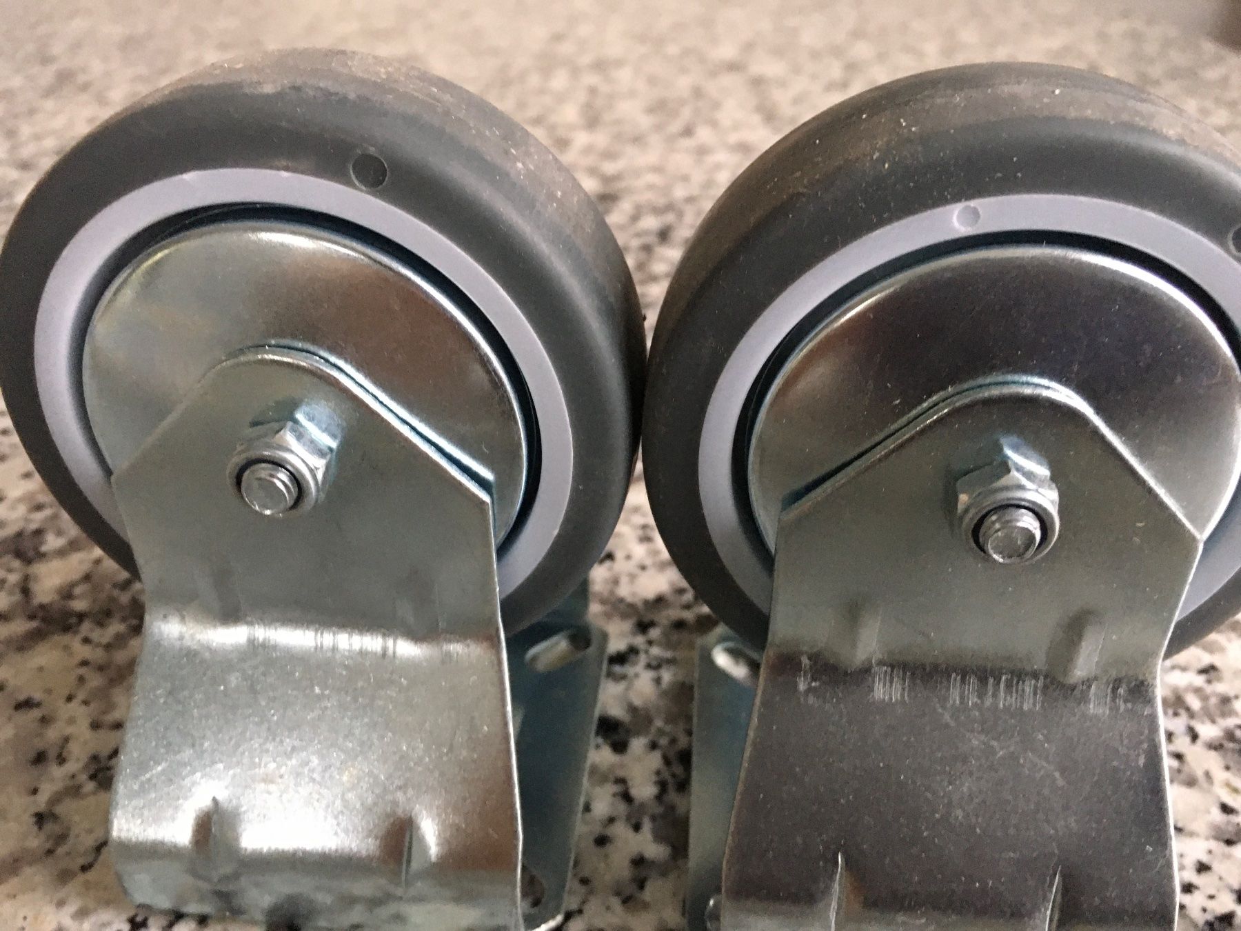 Altro per stoccaggio & trasporto: 2 Gummirollen – Nuovo (secondo la descrizione) da Freienwil venduto da Hubi030 1