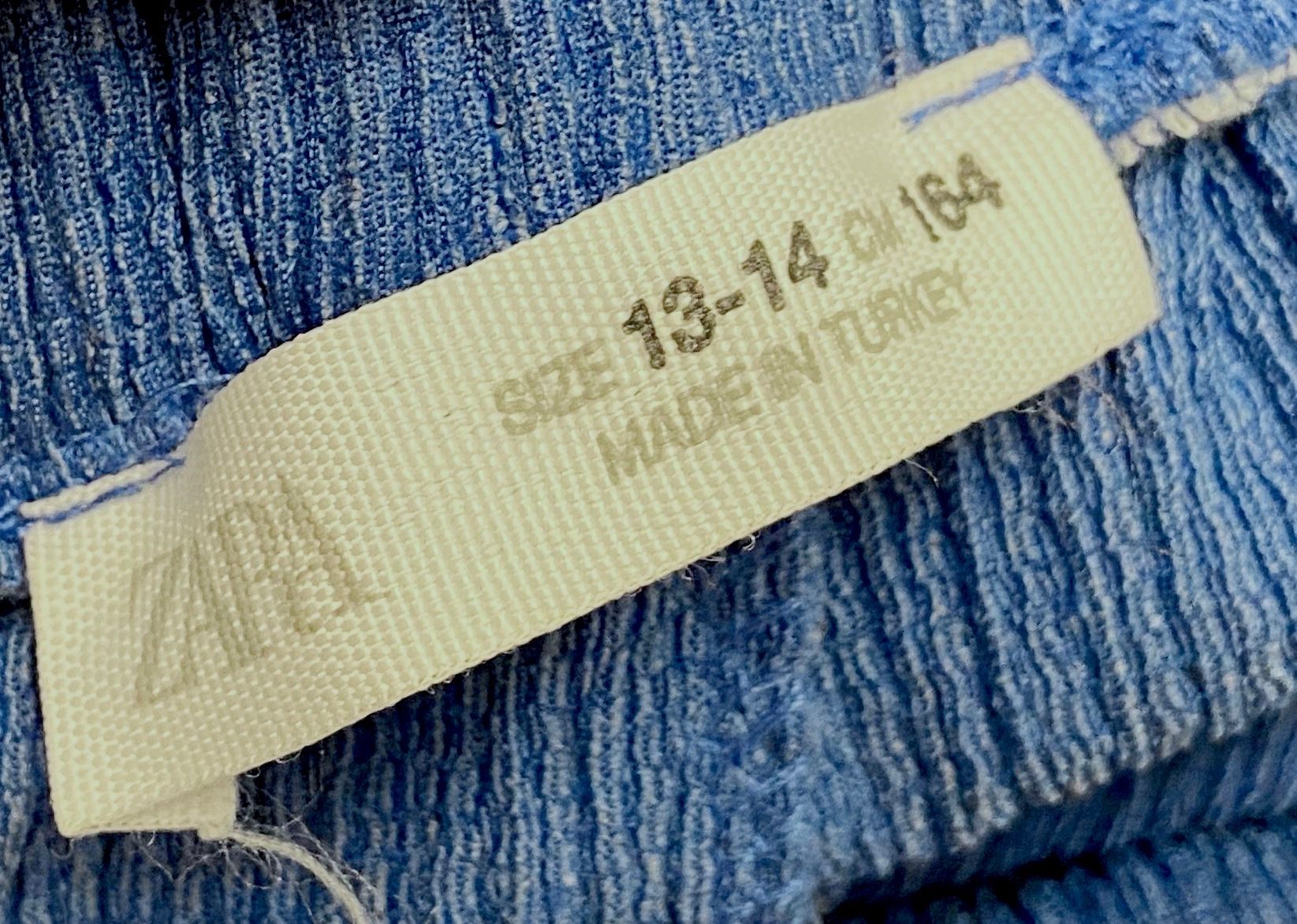 Zara Hosen: Zara, Hose, Gr. 146/152 – Gebraucht aus Zürich von Pokimoki_1 1