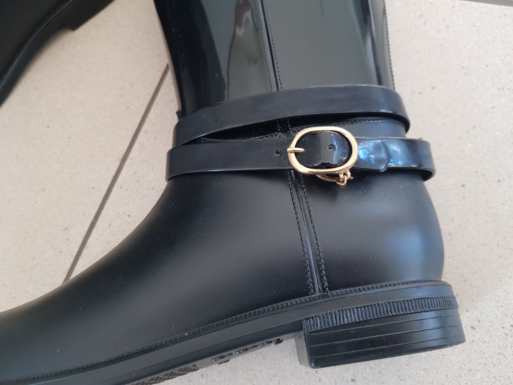 Guess Damenschuhe: Guess Stiefel, Gr.36, einmal getragen – Gebraucht aus Uetikon am See von Zimetstern1.0 3