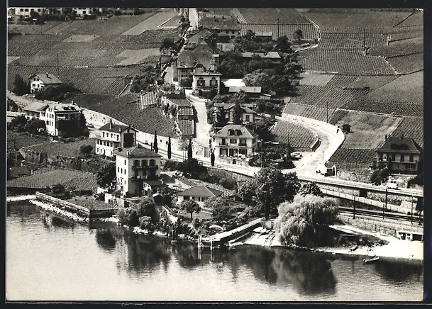 Cartoline postali: Rivaz, Ortspartie mit Strasse, Fliegerau – Usato da Berlin venduto da bartko-reher