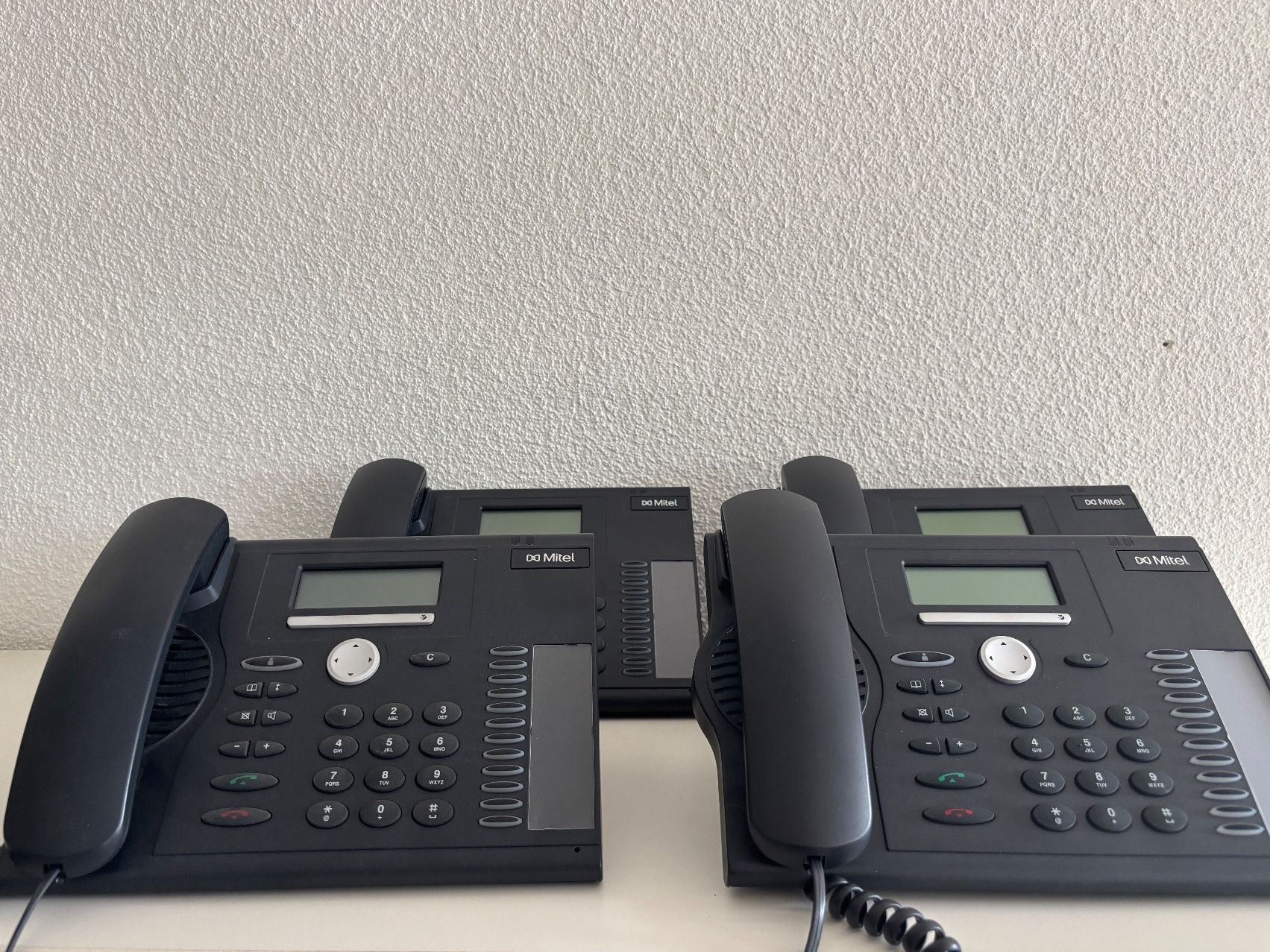 Mitel Telefoni: Mittel 5370 Tischtelefone, 22 Stück – Usato da Winterthur venduto da Fehr 1