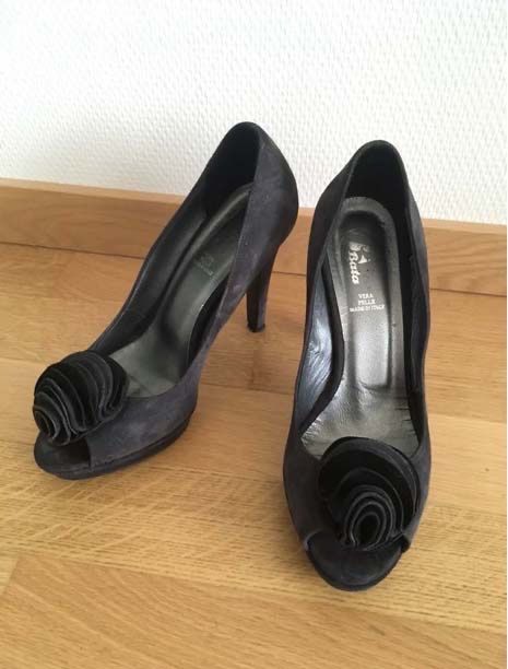 Scarpe da donna: Peeptoes, wildleder, Grösse 38 – Usato da Winterthur venduto da butterfly210 1