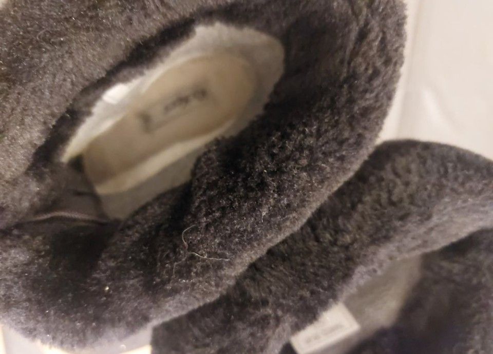 Kickers Scarpe per ragazzi: Winterboots von Kickers Gr.32 – Usato da Baar venduto da phlys 2
