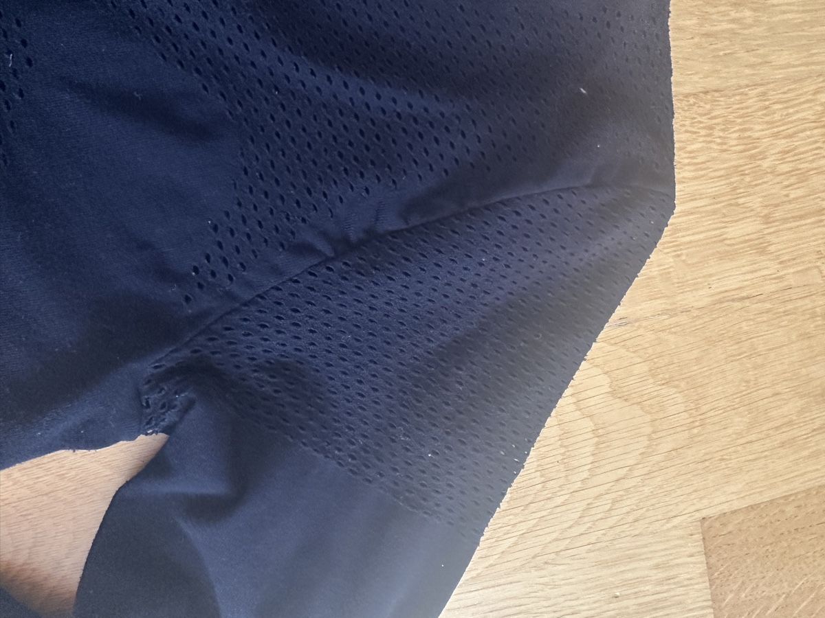 Top: Langarmshirt Marithe Francois Girbaud dunkelblau Grösse 4 – Usato da Riehen venduto da filofax123 5