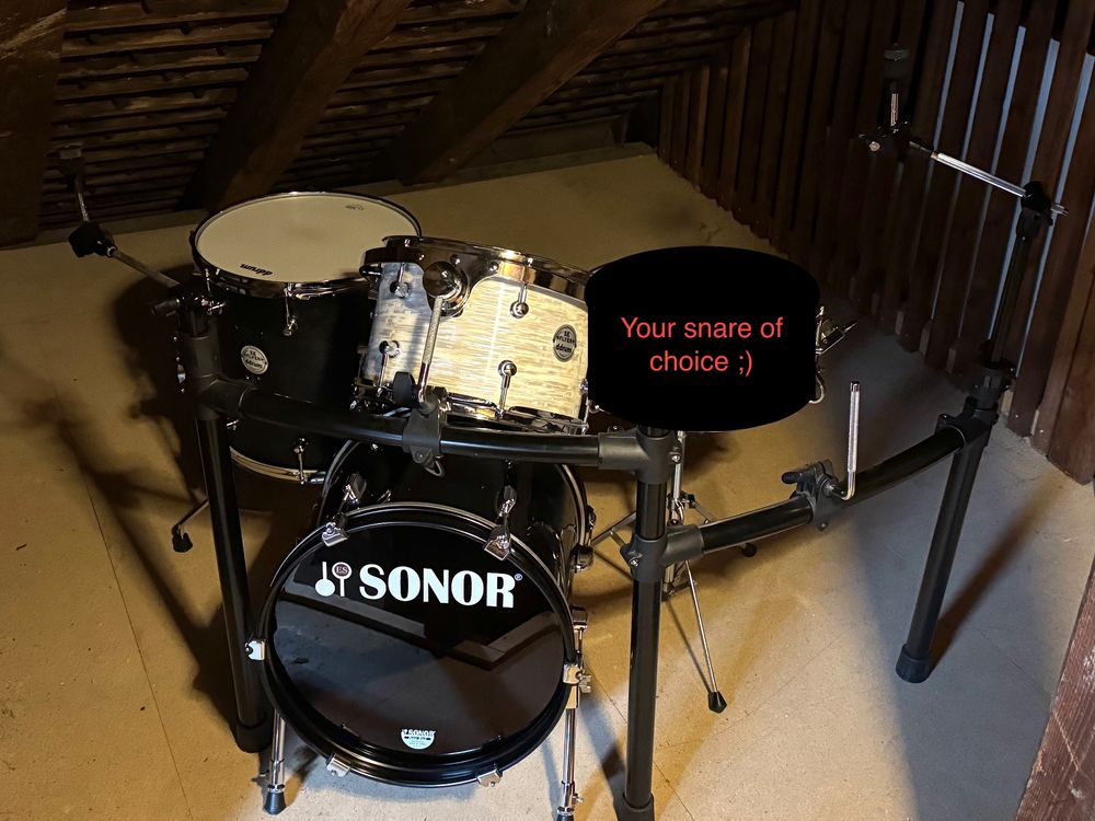 Custom Compact Drum Kit w/ Rack + Full Sizes - Ready to Play (Gebraucht ...