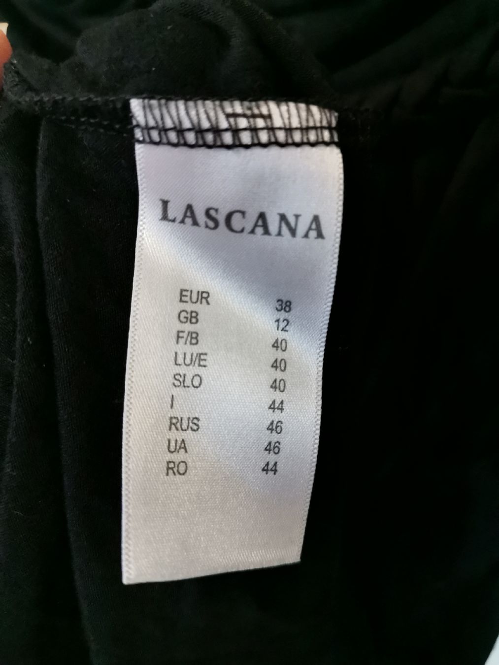 Lascana Vestiti: Noch ein kleines schwarzes. Grösse 38. – Usato da Bonaduz venduto da TheCahenzli 3