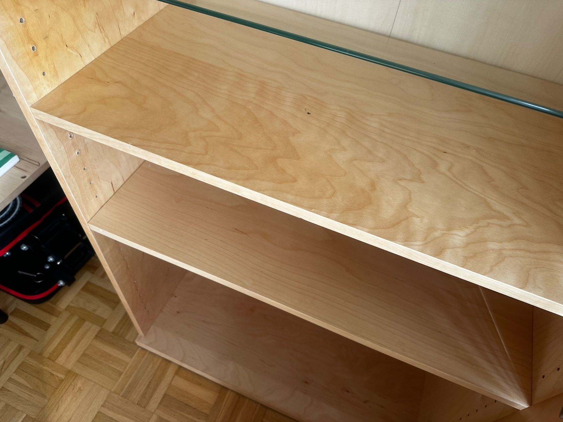 Vetrine: Vitrine hell mit Glastüren und Einlegeböden – Usato da Reinach BL venduto da akkezdet 4