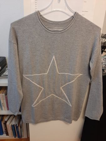 Pullover mit Stern
