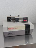 Nintendo Entertainment System (NES) Konsole mit 2 Controller