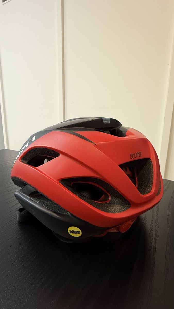 Giro Caschi: Casco Bici Giro Eclipse Spherical MIPS - Taglia M – Usato da Carabbia venduto da Victorinox29 4