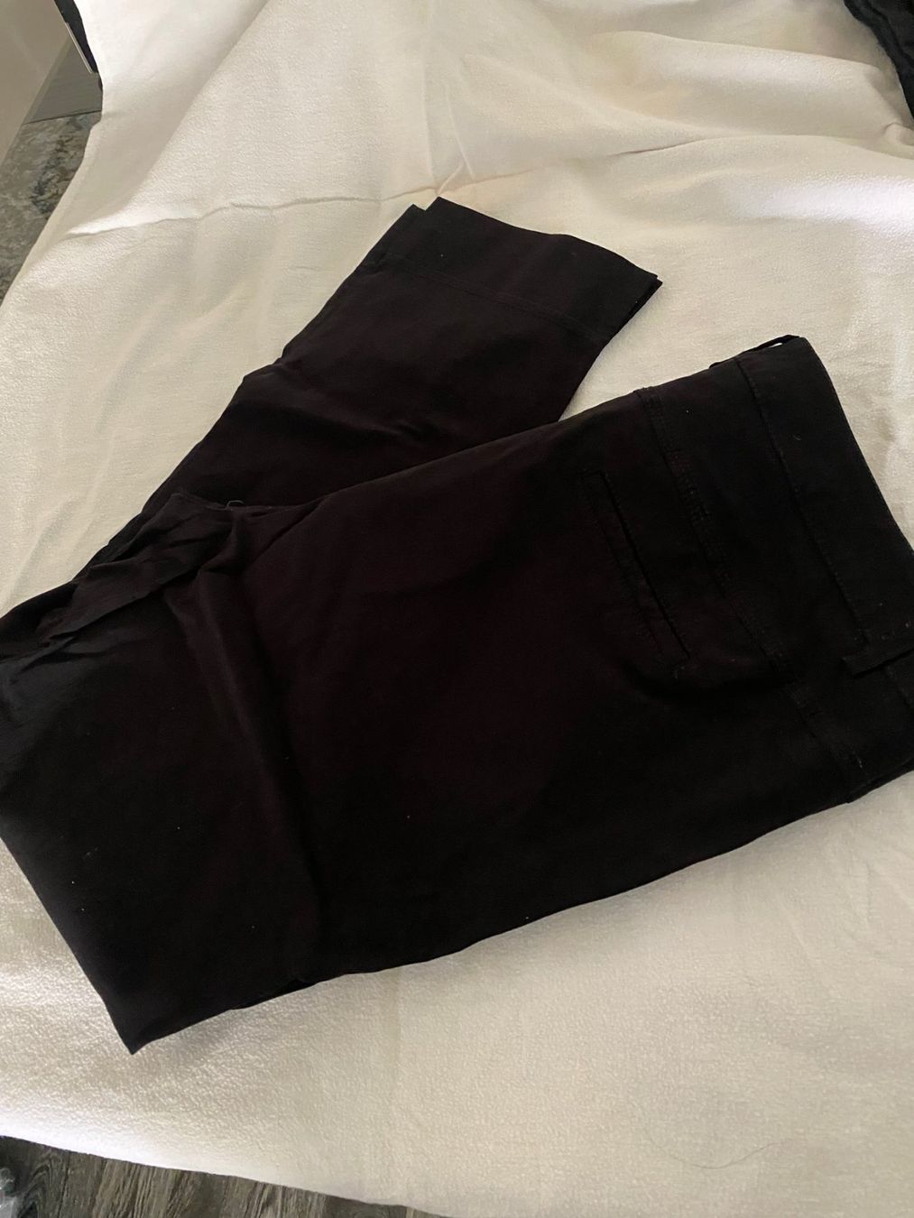 Pantaloni: sara lindholm Stretchhose schwarz – Usato da Allenwinden venduto da Obalu 2