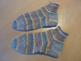 Kurzsocken Gr. 42/43 braun, beige, grau gestreift