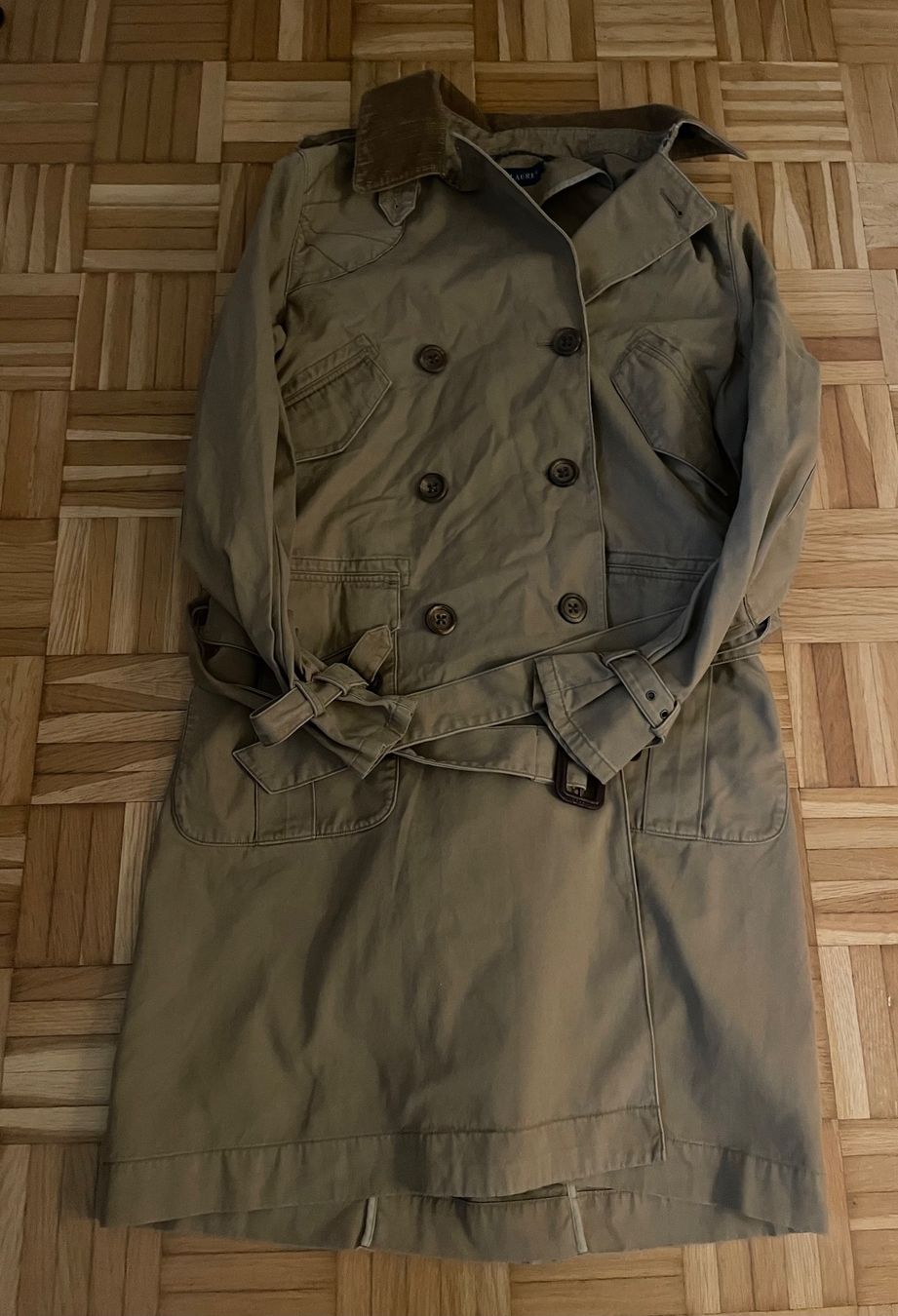 Ralph Lauren Cappotti: Ralph Lauren Trenchcoat Grösse 38 – Usato da Zürich venduto da Miush999