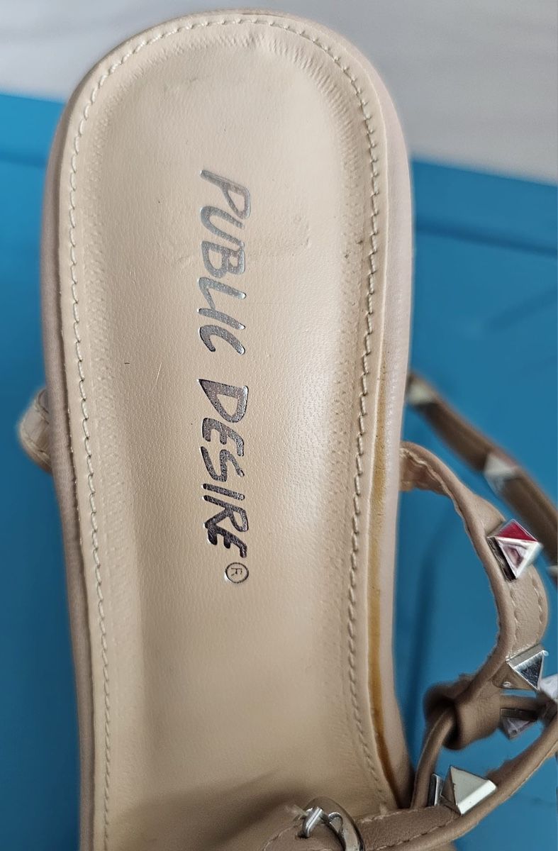 Scarpe da donna: Sandales compensées beige avec clous argentés - Taille 38 – Nuovo (secondo la descrizione) da Henniez venduto da jcf_6rzc 4