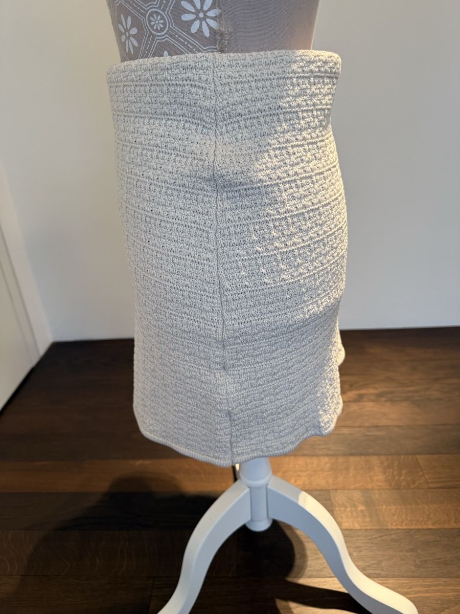 Zara Gonne: Zara Jupe Gr. S – Nuovo (secondo la descrizione) da Balzers venduto da Lissi57 6