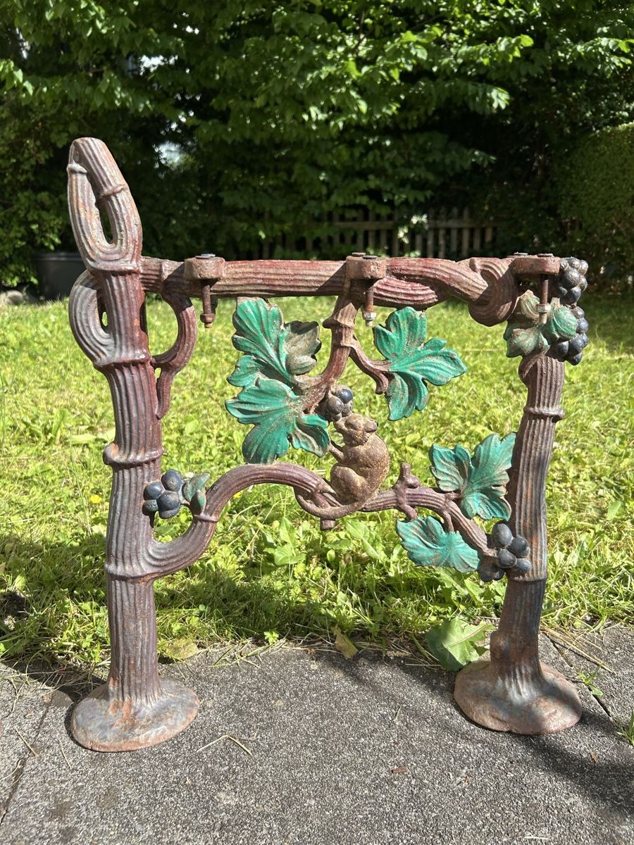 Panchine: Gusseisen-Beine / Gartenbank – Usato da Zürich venduto da ann_9fv5 1