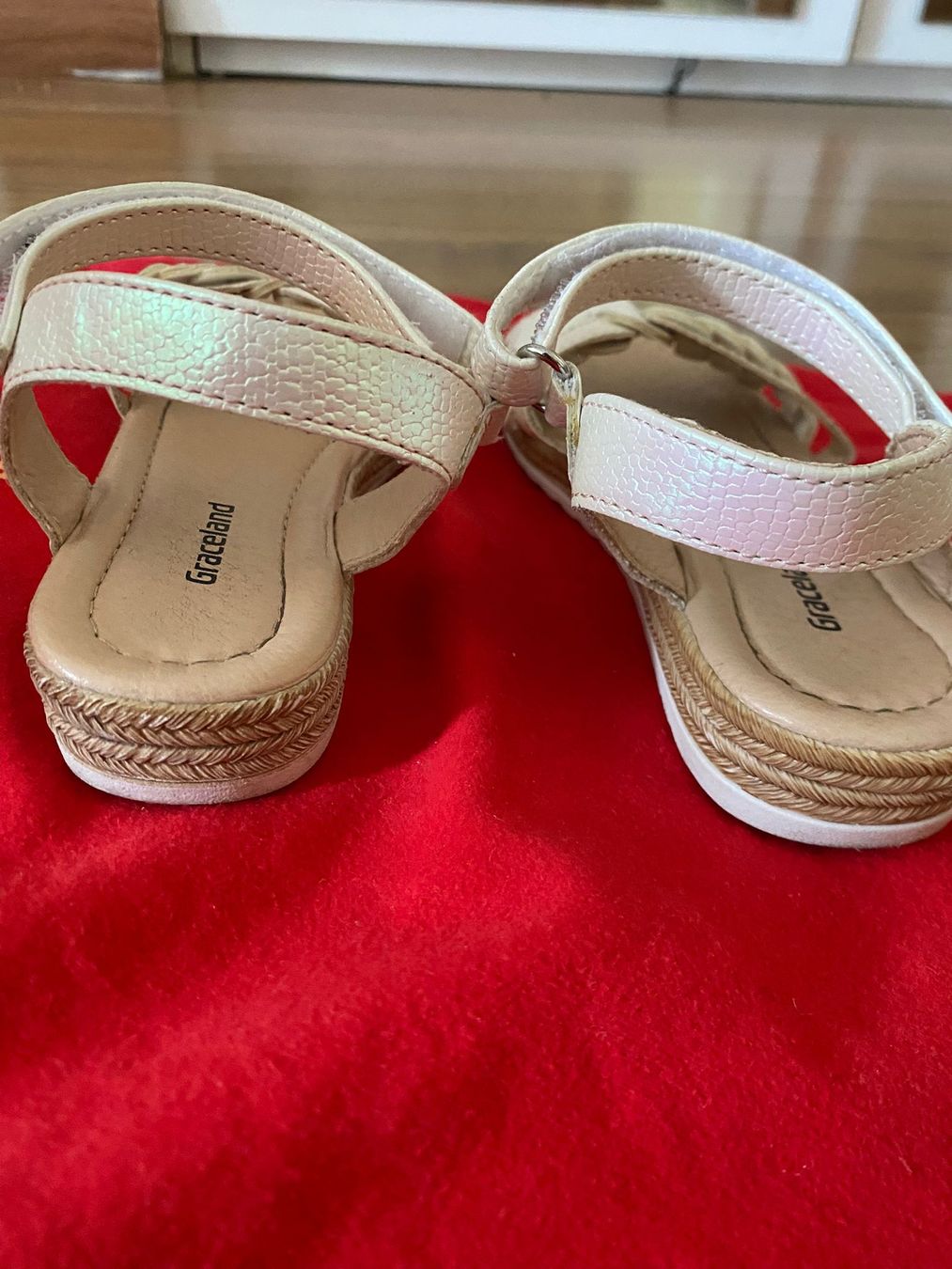 Scarpe per ragazze: Sandalen Gr.31 – Usato da Herisau venduto da sen_8w8b 3