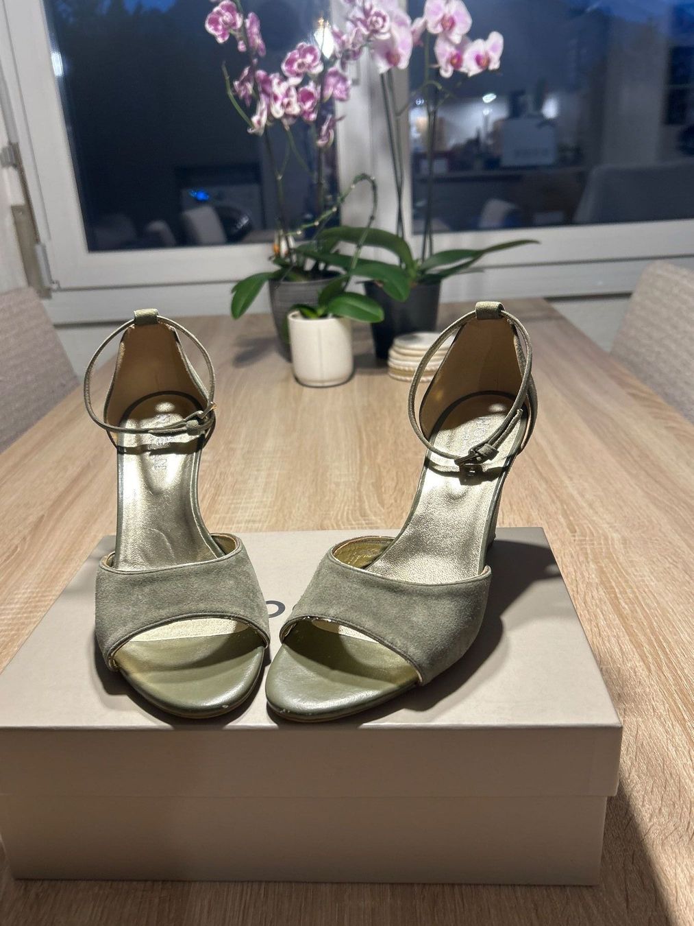 Hogan Scarpe da donna: Sandalen olive mit Keilabsatz von Hogan – Usato da Brunnen venduto da Nala2929 2