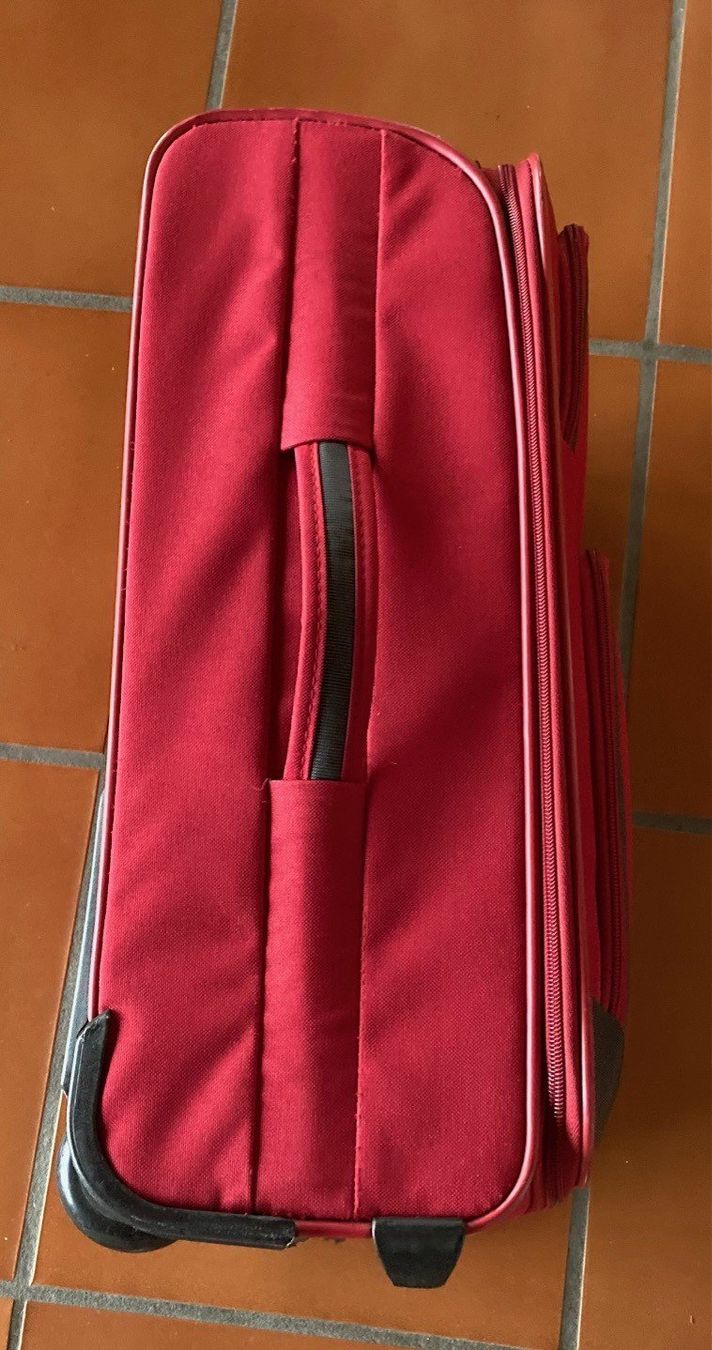 Sonstiges zu Aviatik: Koffer - Reisetrolley - Kabinentrolley – Gebraucht aus Orselina von Vrenegonde 6