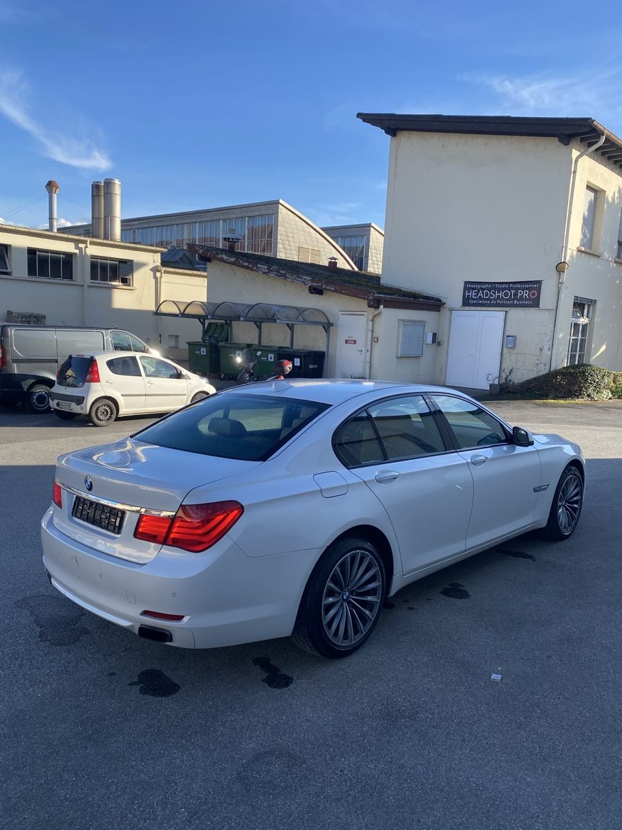BMW Automobili: BMW 750i xDrive – Usato da Denges venduto da tin_2fxr