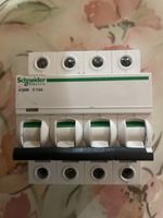 Disjoncteur Schneider 4P C13A IC60N 