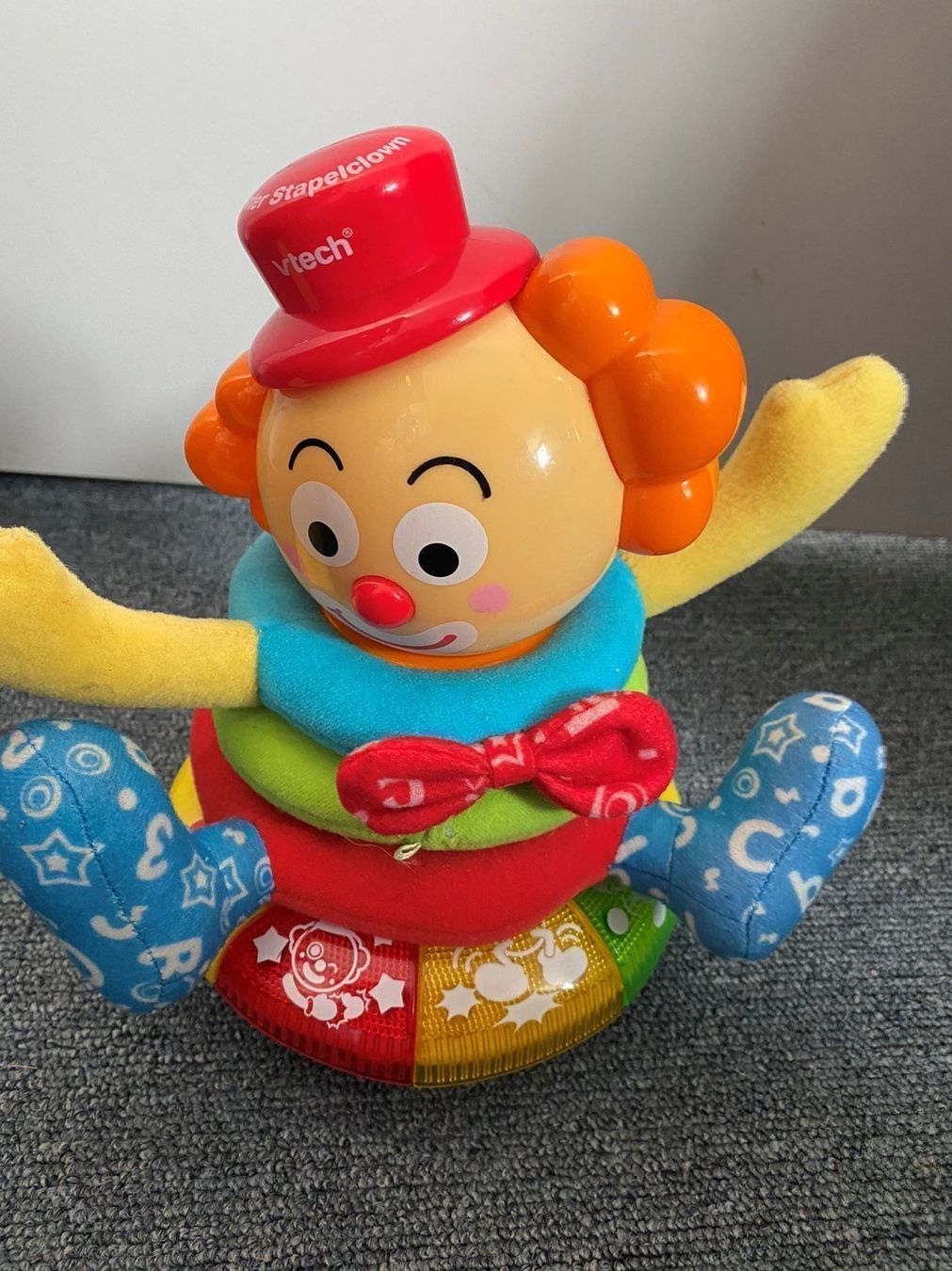 Vtech Spielzeuge: Bunter Stapelclown mit Musik & Lichter – Gebraucht aus Dietlikon von Ss11 1