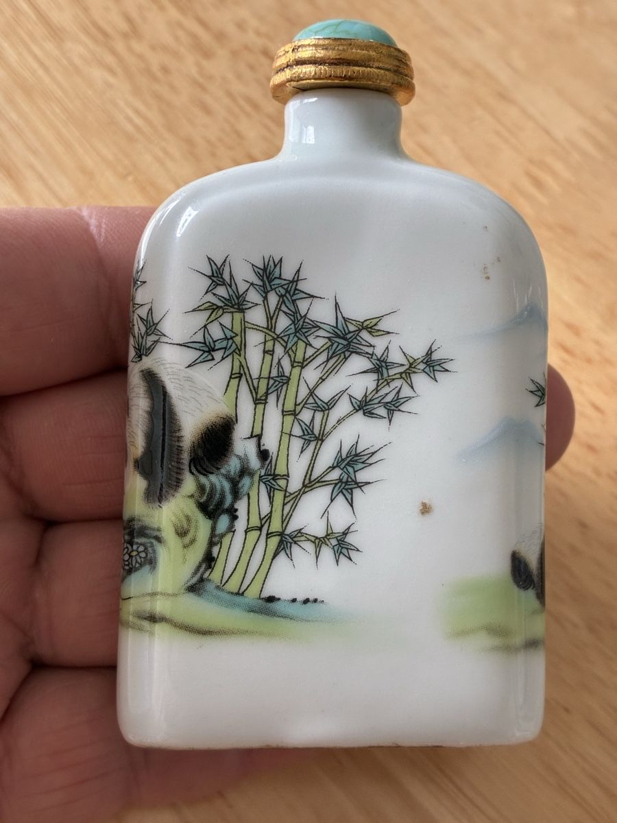 Figurines: Chinese snuff bottle tabac – D'occasion à St-Aubin-Sauges par asianart 1