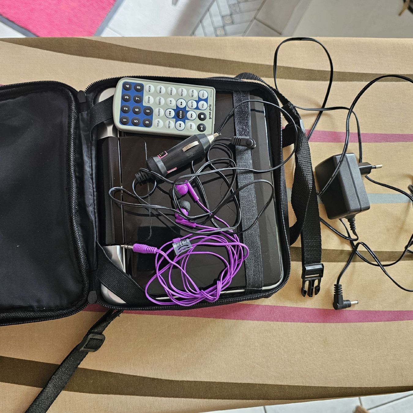 Multimediaplayer & Streamer: dvd player – Gebraucht aus Oberhasli von Toedi100 4