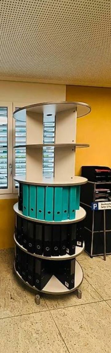 Regale: Ordner-Drehregal – Gebraucht aus Glattbrugg von B_B 1