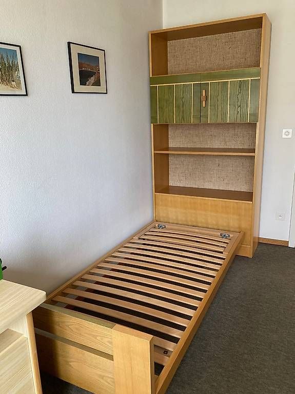 Reti a doghe: Kinder-Bettgestell mit passendem Regal/Gestell – Usato da Herzogenbuchsee venduto da jemar