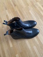 Elegante schwarze Leder-Boots Grösse 8, perfekt für den Herb