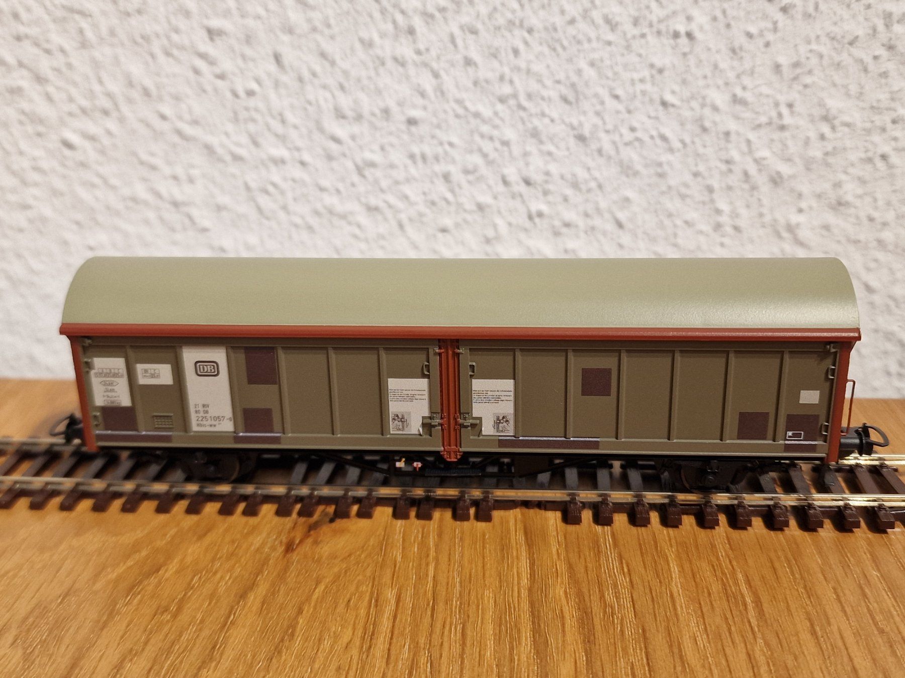 Piko Modelleisenbahnen: DB Schiebewandwagen H0 – Neu und originalverpackt aus Matten b. Interlaken von lor_hr9w 4