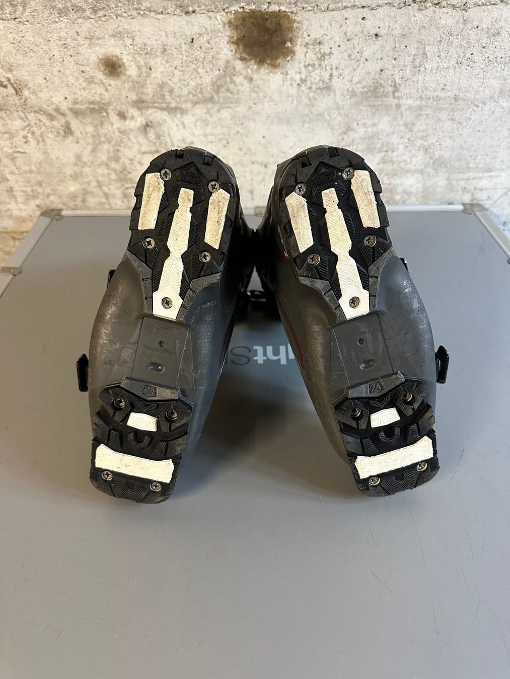 Salomon Chaussures hommes: Salomon Freeride Skischuhe 24 / 38 – D'occasion à Emmenbrücke par karkarkar 4