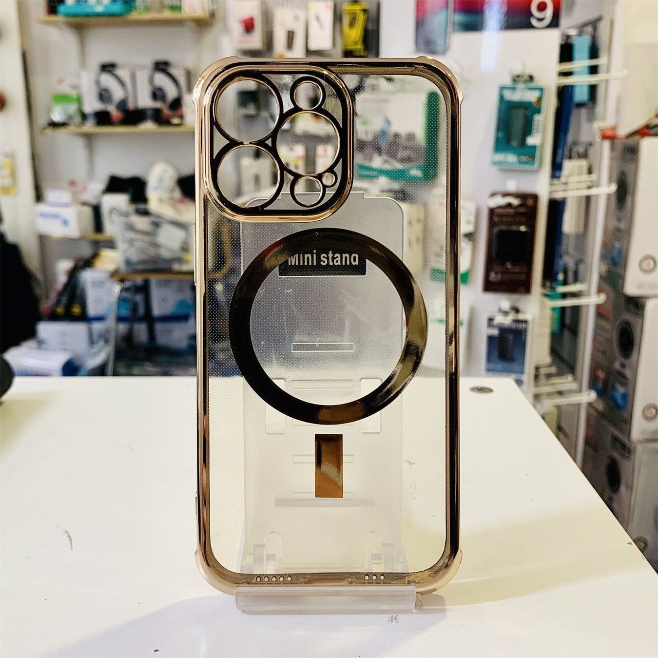 Covers & Schutzfolien: iPhone 14 Pro Max - coque cateye avec anneau magsafe dorée – Neu und originalverpackt aus Morges von DigiAC 1